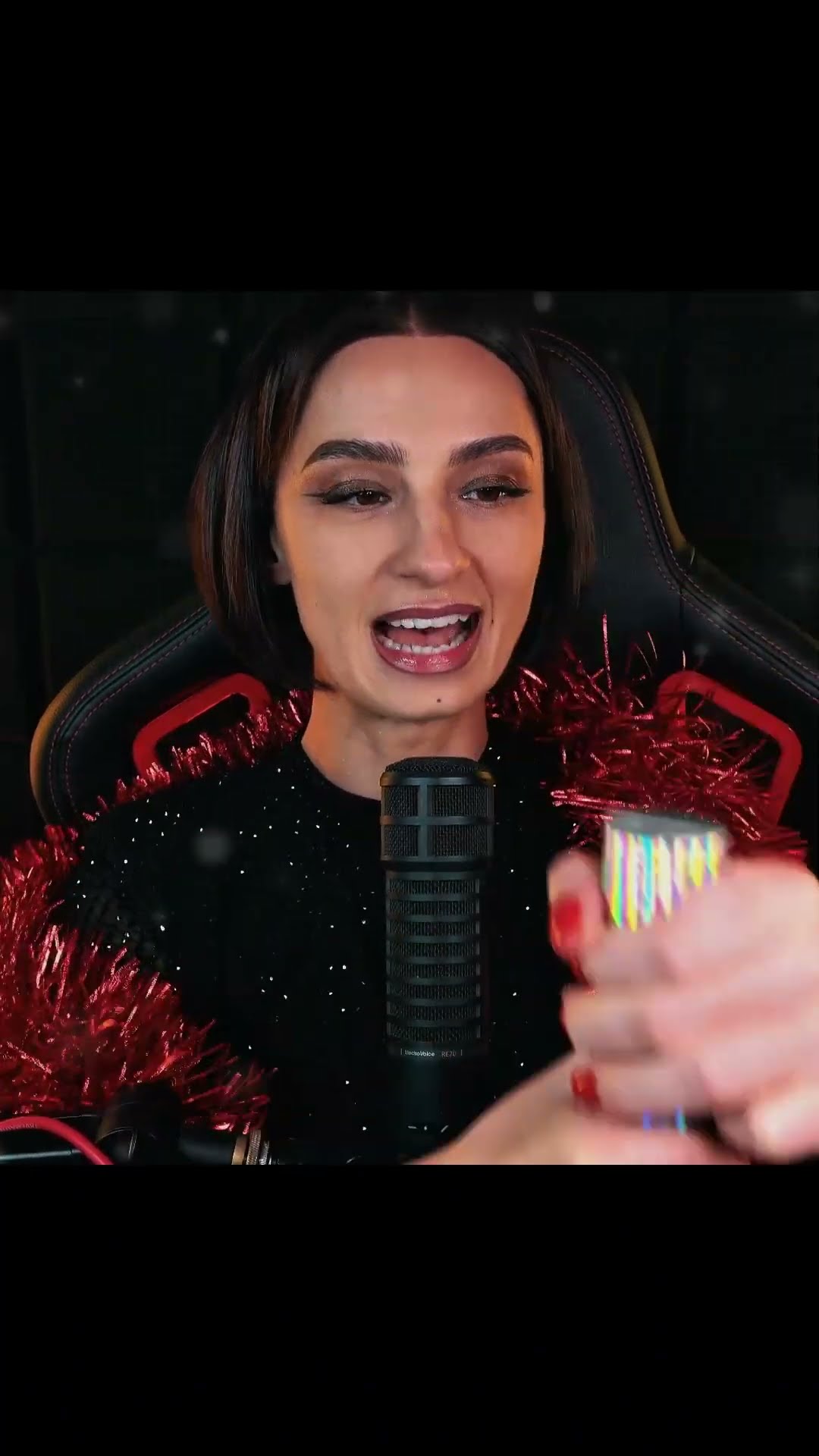 Превью: С НОВЫМ ГОДОМ, ЧАТ!🎄