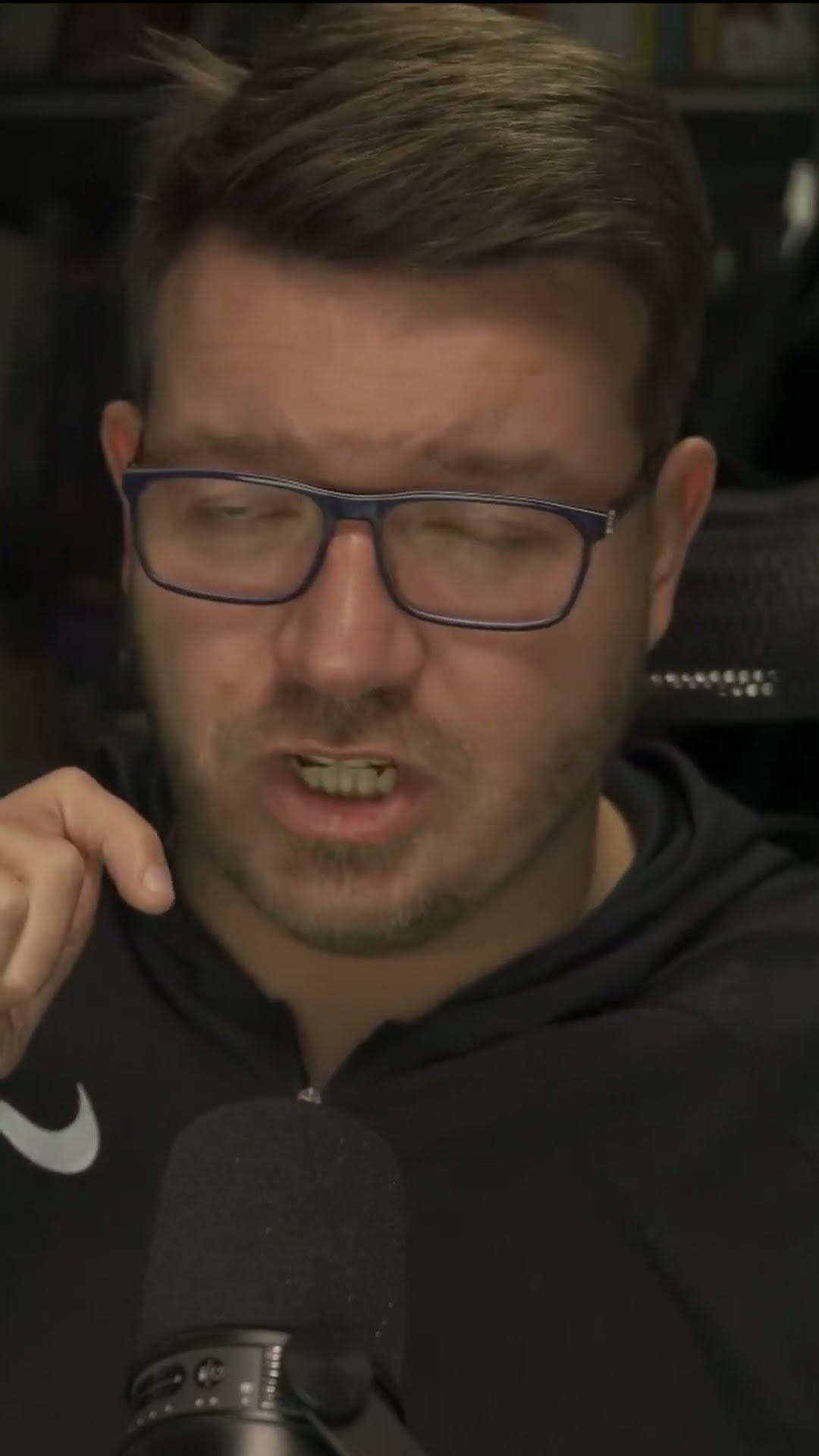 Превью: Инструмент не важен в программировании #it #coding #programming #программирование