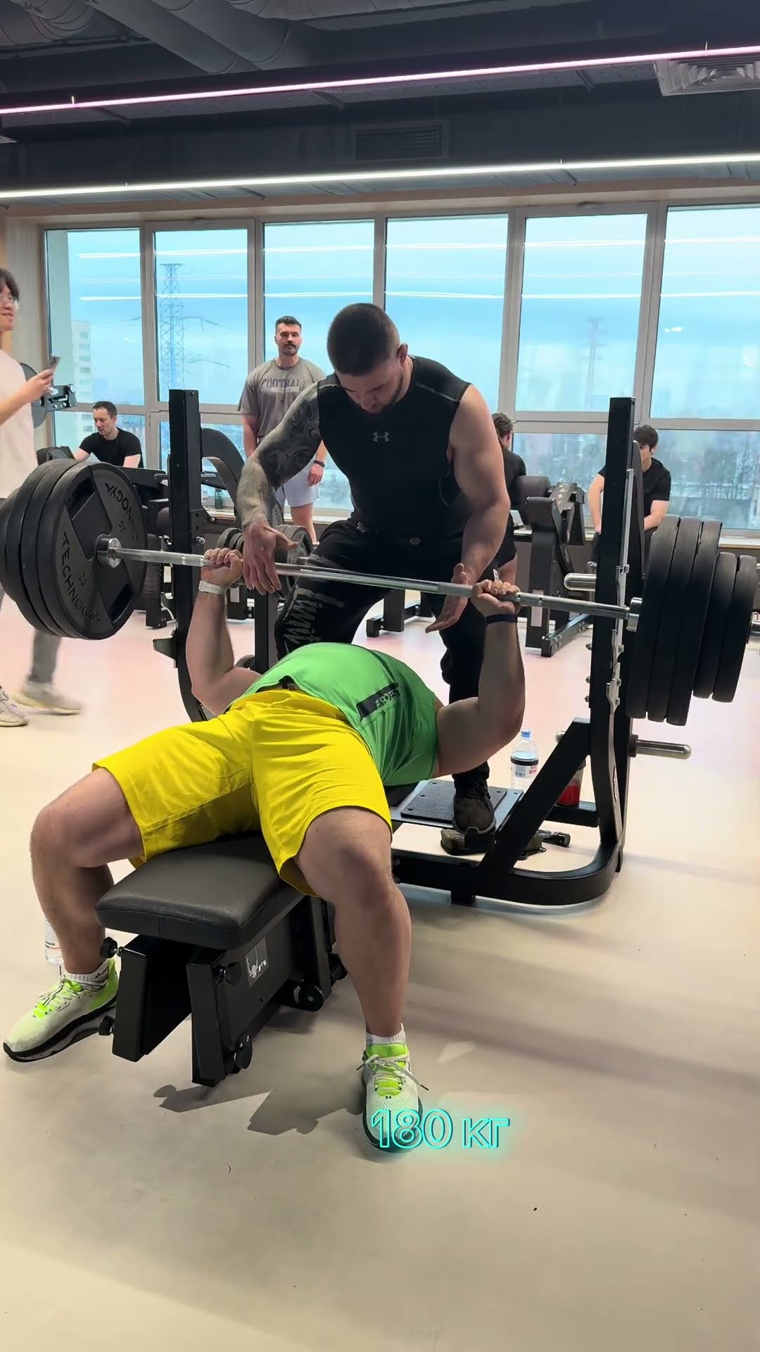 Превью: Жим лежа 180 кг на три раза #marakasi #motivation #жимлёжа