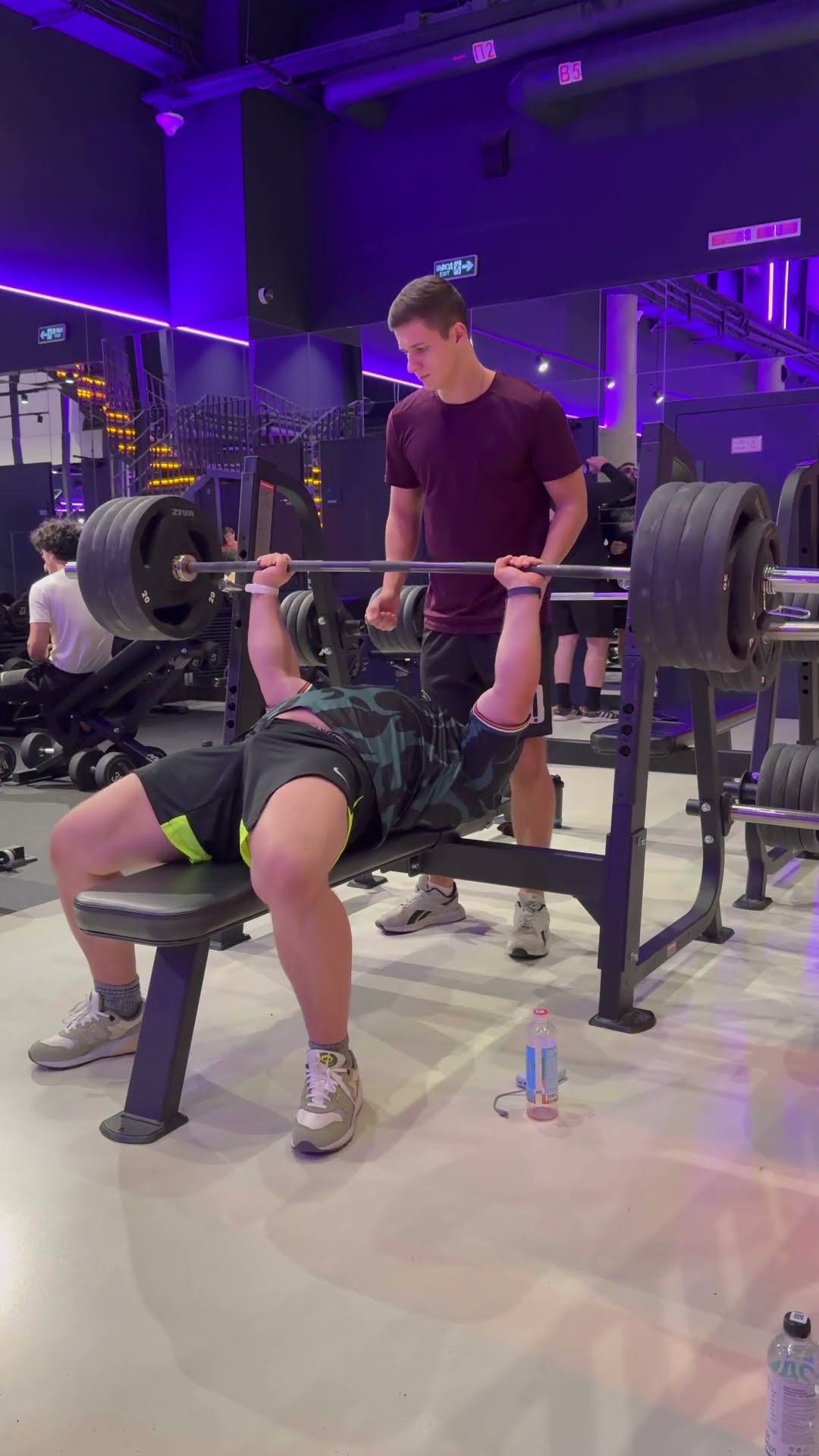 Превью: 190 кг жим лежа #metal #rammstein #marakasi #motivation