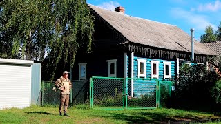 Превью: СТАИ УТОК И ТОЛПЫ МЕДВЕДЕЙ У ДОМА В ДЕРЕВНЕ